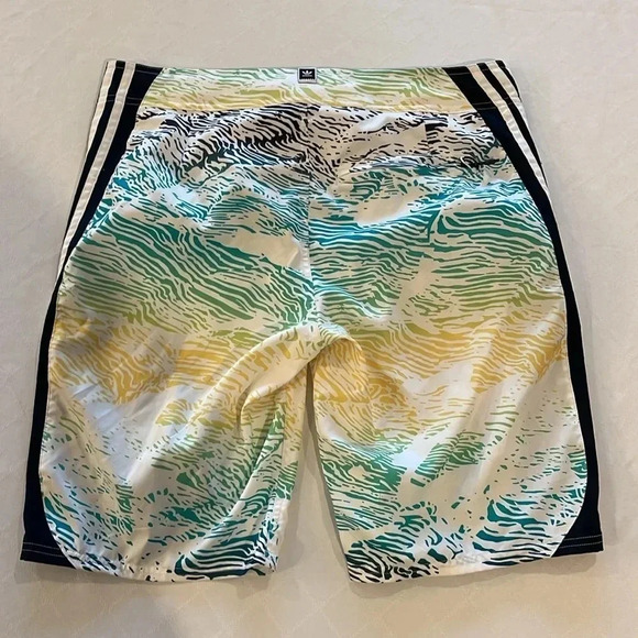 Adidas Scratch Grade Board Shorts swim trunks men’s size 33 - Picture 6 of 8